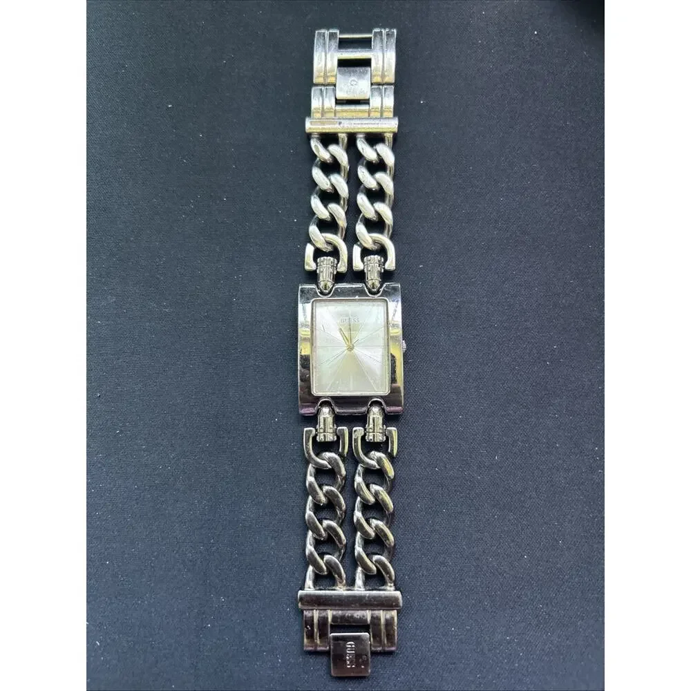 Guess Silver Tone Women’s Quartz Watch
